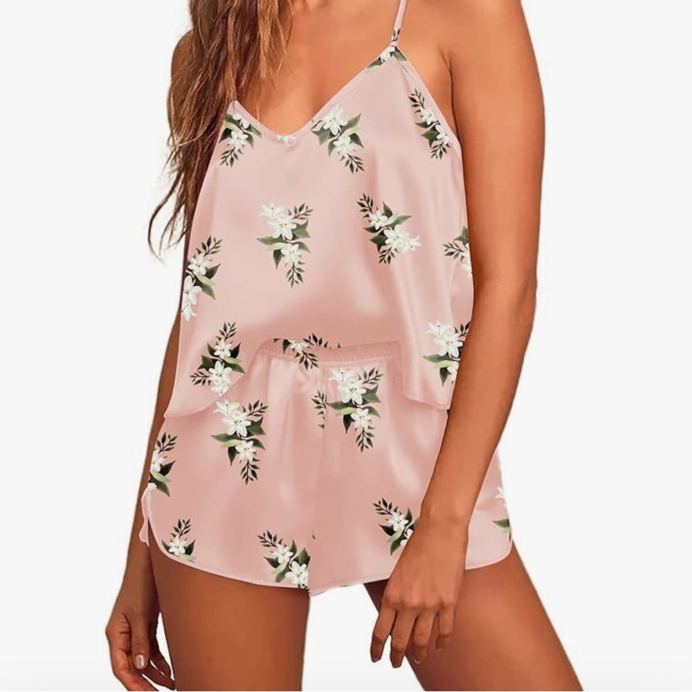 Like-New Blush Pink/Floral Women's Pajama Set - Small